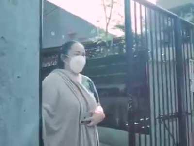 Face mask police