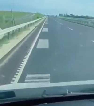 We need these on every highway! ?