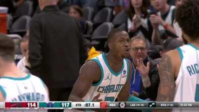 [Highlight] Rozier fouls Barnes up 3 for the shot to tie the game